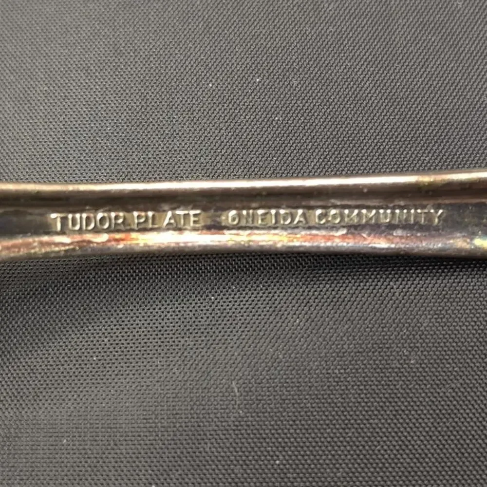 Vintage Silverware Spoon Duchess 1923 Round Bowl Gumbo Tudor Plate Oneida Comm